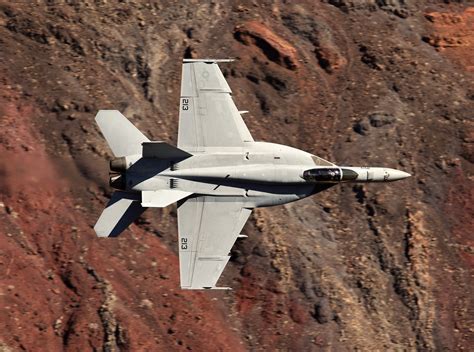 Wallpaper Fighter Jet Death Valley California Usa Us Navy